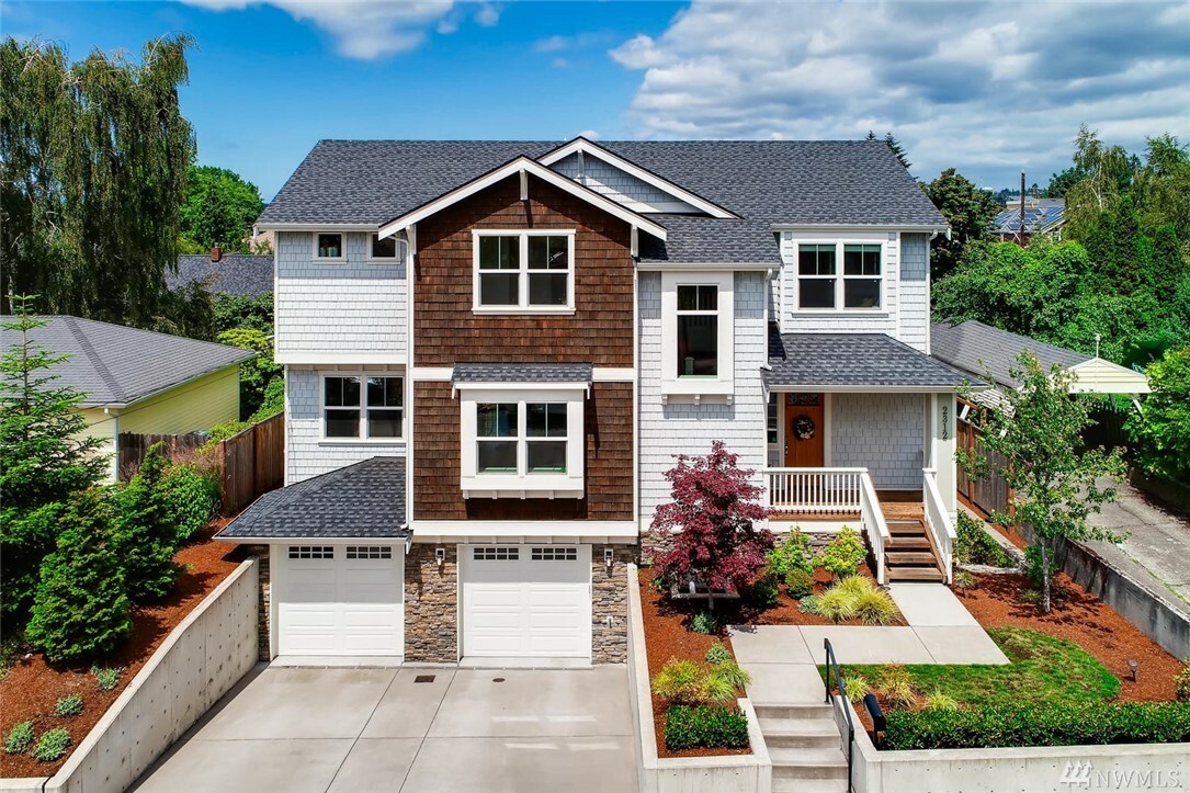 Property Photo: 2312 N 60th St WA 98103