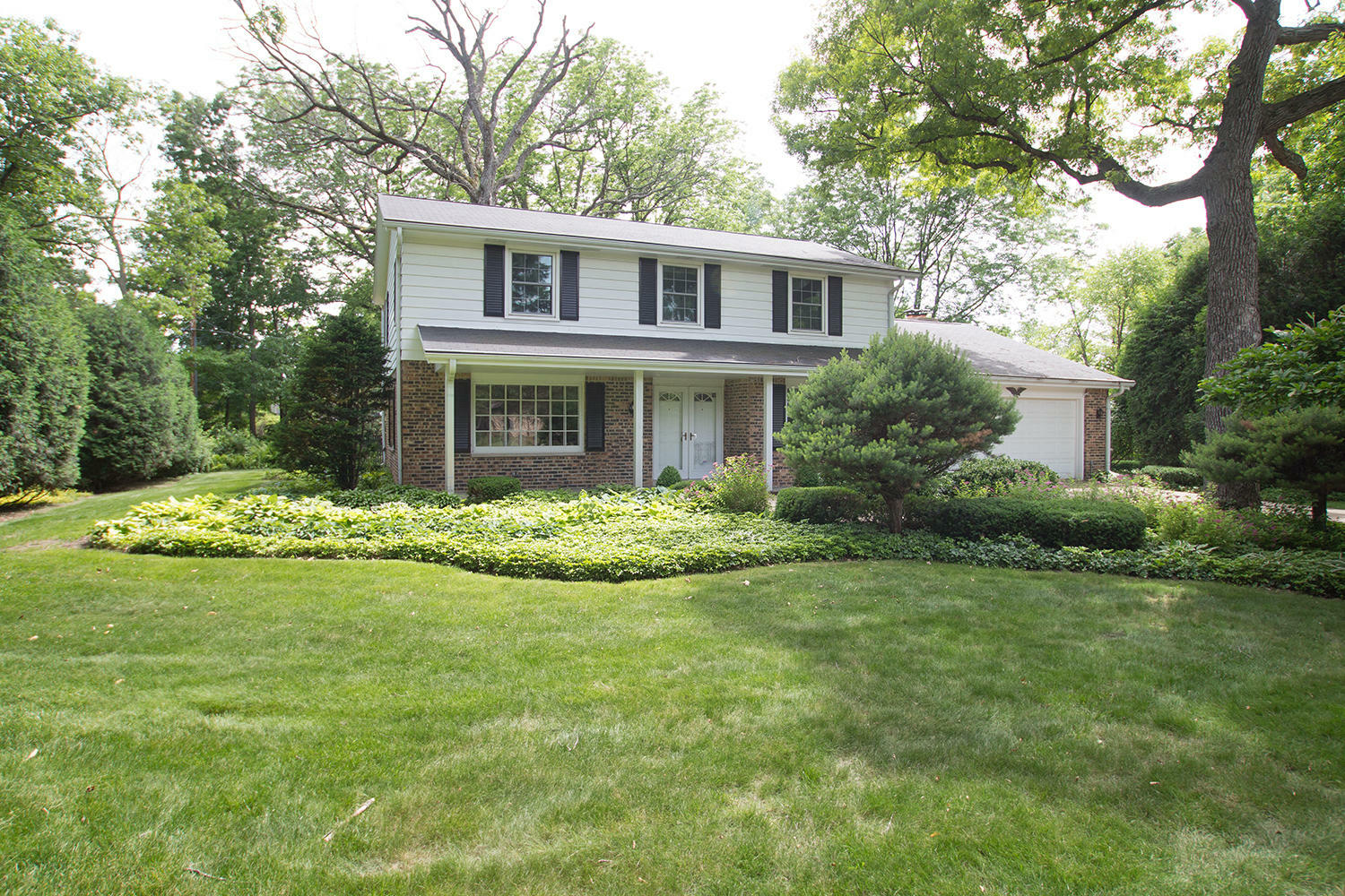 Property Photo: 12335 W Somerset Dr WI 53132