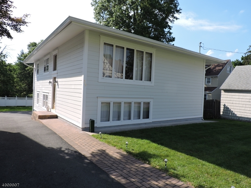 Property Photo: 25 Westminster Ter NJ 07052