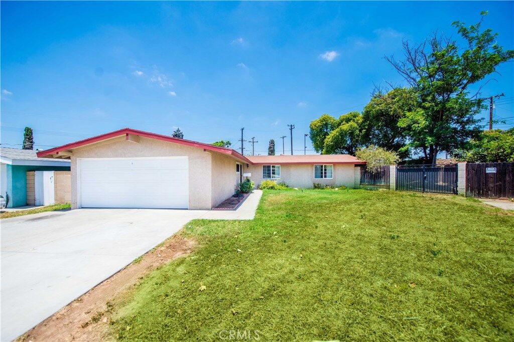 Property Photo:  545 N Emerald Drive  CA 92868 