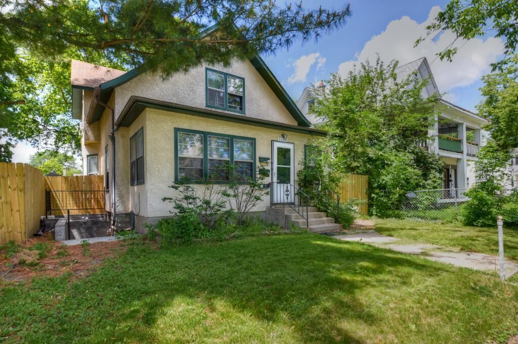 Property Photo: 3204 Longfellow Avenue MN 55407