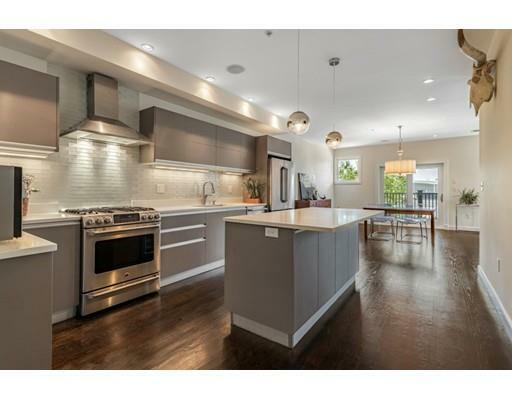 Property Photo: 288 C St 5 MA 02127
