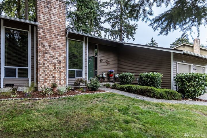 Property Photo:  1515 174th Place SW  WA 98037 