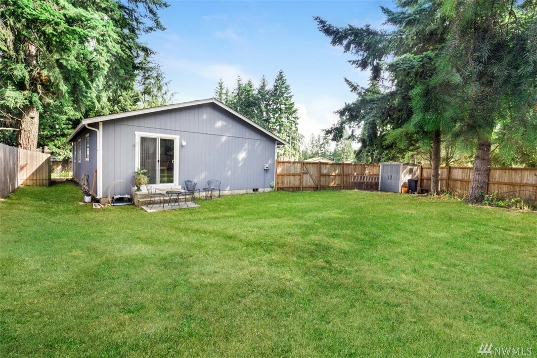 Property Photo:  19901 119th St E  WA 98391 