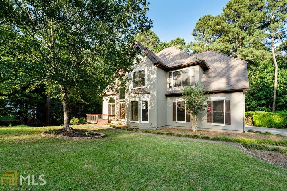 Property Photo:  2145 Melrose Trce  GA 30041 