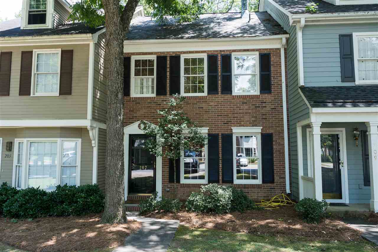 Property Photo:  207 Woodburn Club Lane  SC 29302 