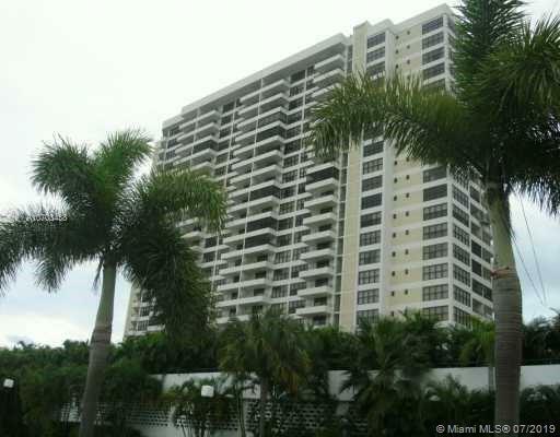 Property Photo: 2500 Parkview Dr 2014 FL 33009