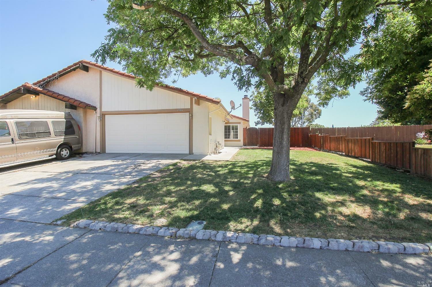 Property Photo:  2706 Applewood Drive  CA 94534 