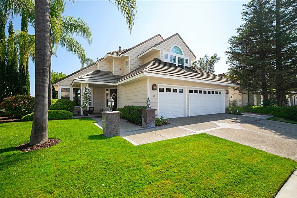 Property Photo:  24 Lakeridge  CA 92679 