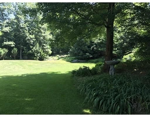 Property Photo: 350 Ventura St MA 01056