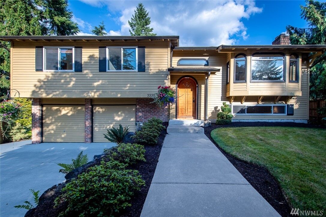 Property Photo:  3335 SW 327th Place  WA 98023 