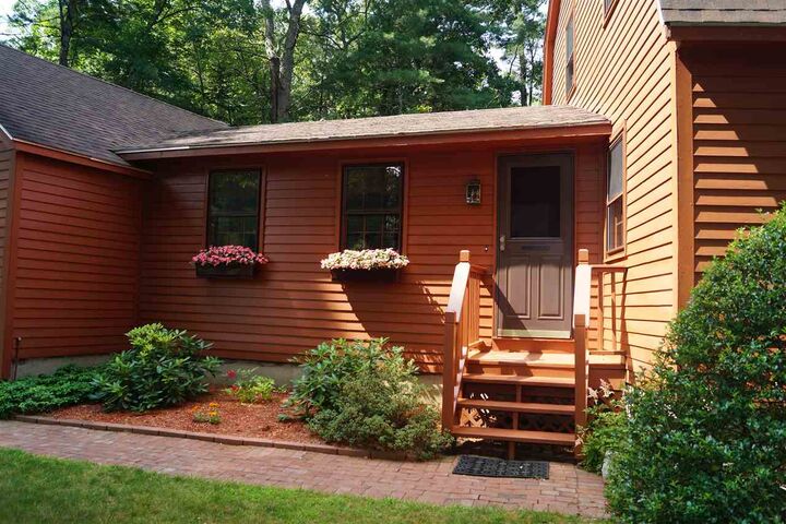 Property Photo:  57 Blueberry Circle  NH 03076 
