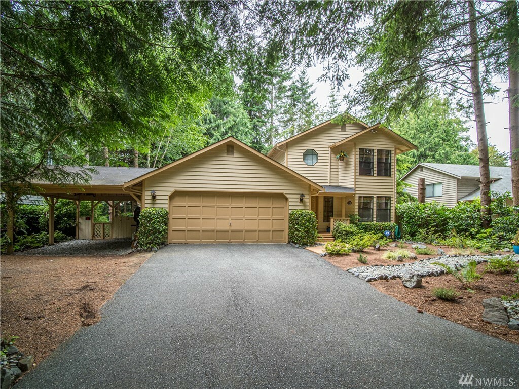 Property Photo: 5826 143rd St SW WA 98026