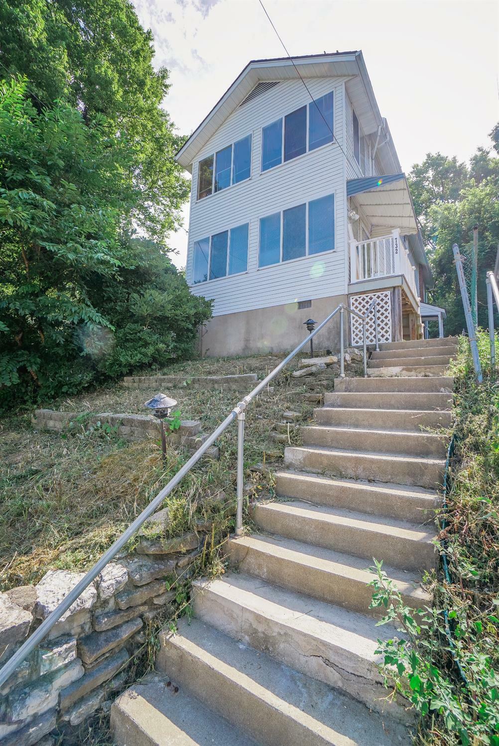 Property Photo: 732 Woodlawn Avenue OH 45205