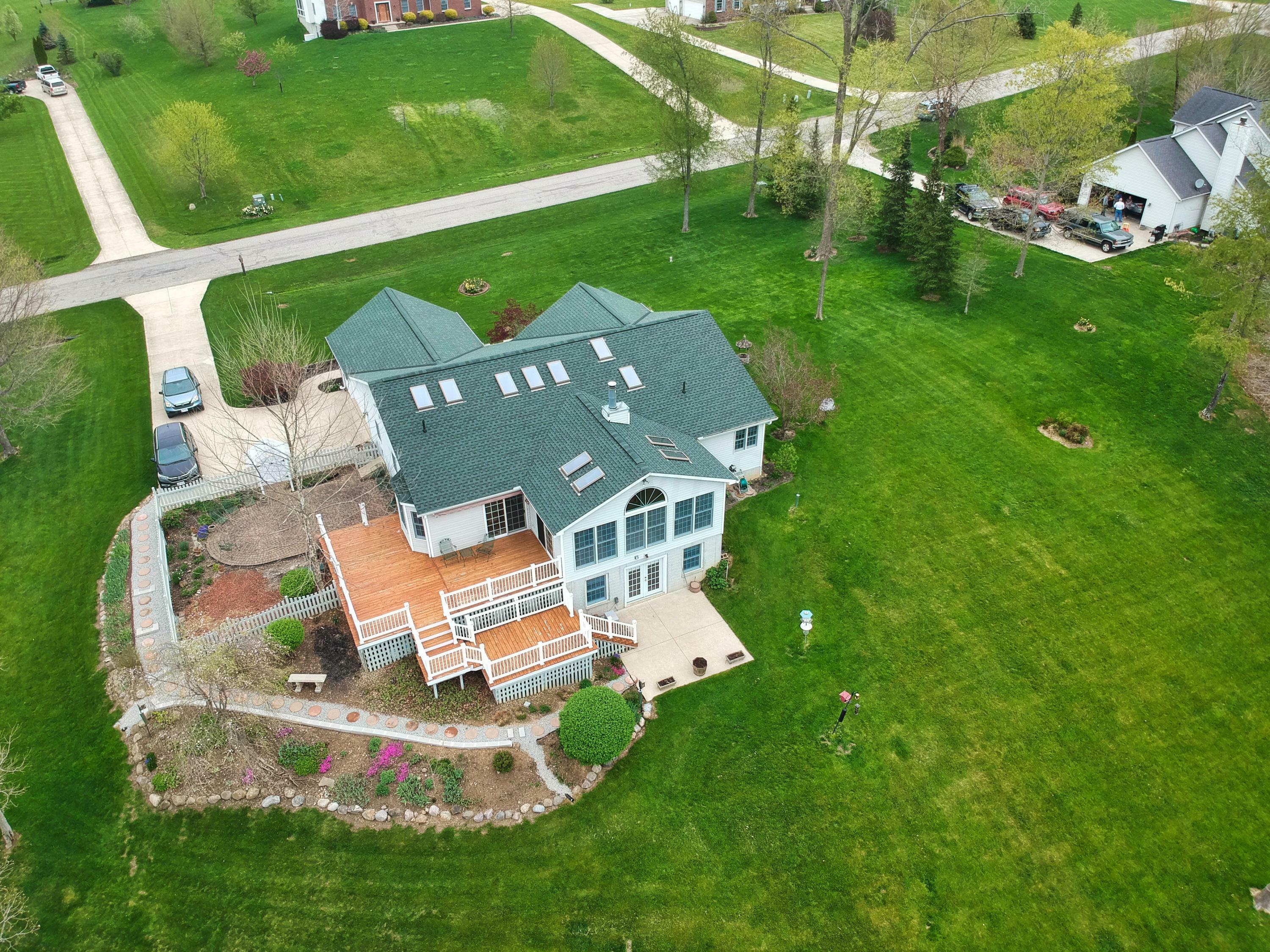 Property Photo:  1355 Hickory Ridge Drive NW  OH 43130 