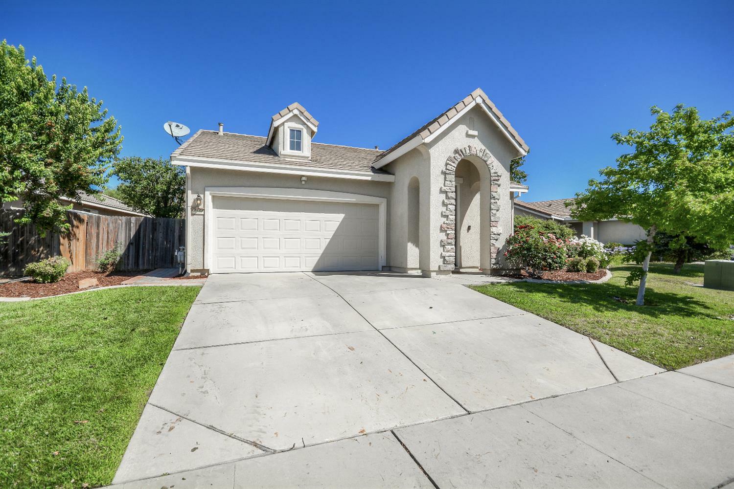 Property Photo:  10156 Van Brocklin Way  CA 95757 