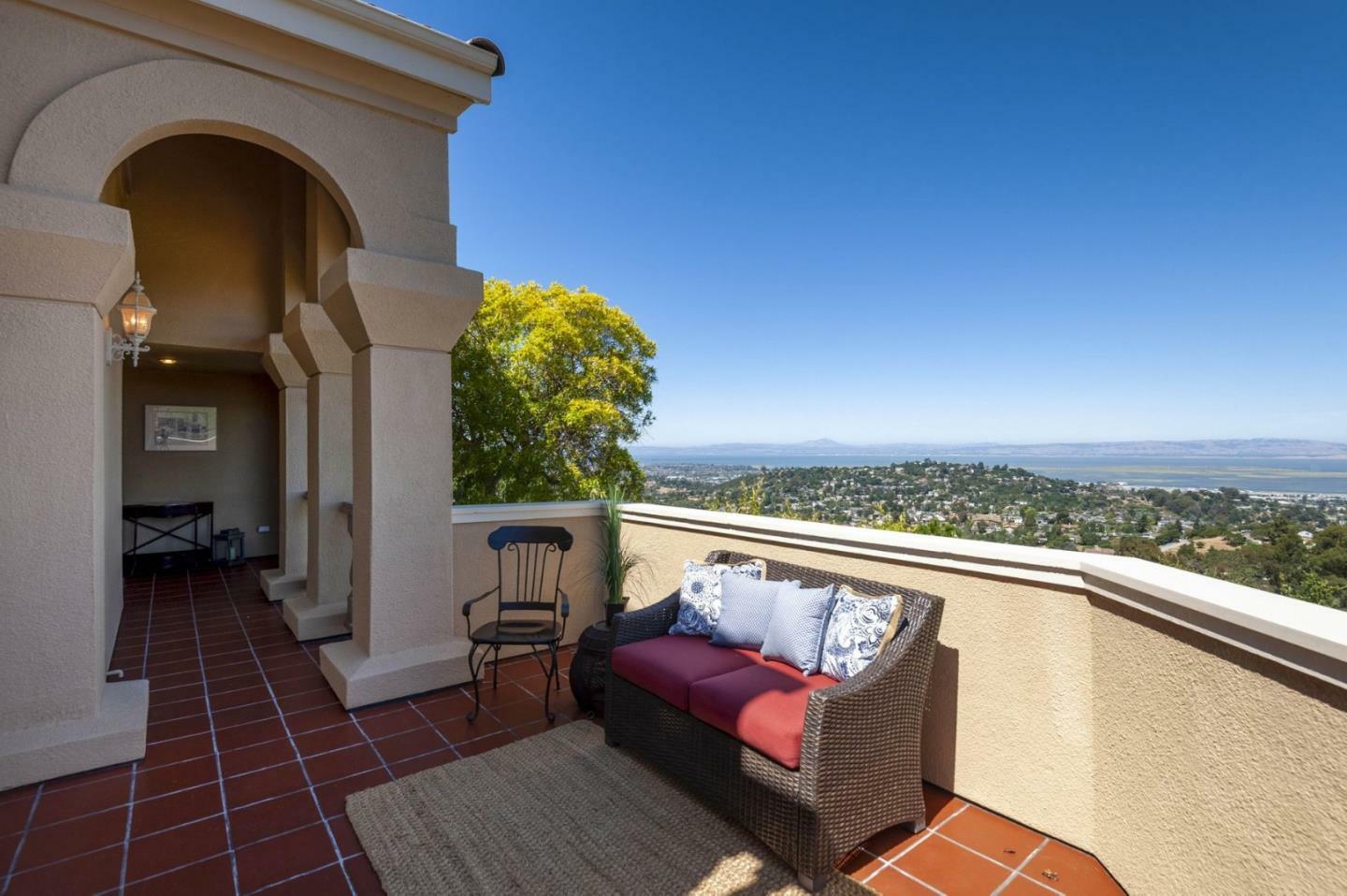 Property Photo:  5 Geranium Lane  CA 94070 