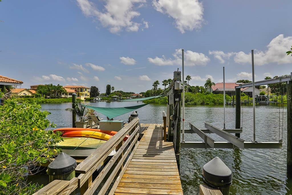 Property Photo:  1429 Apollo Beach Boulevard  FL 33572 