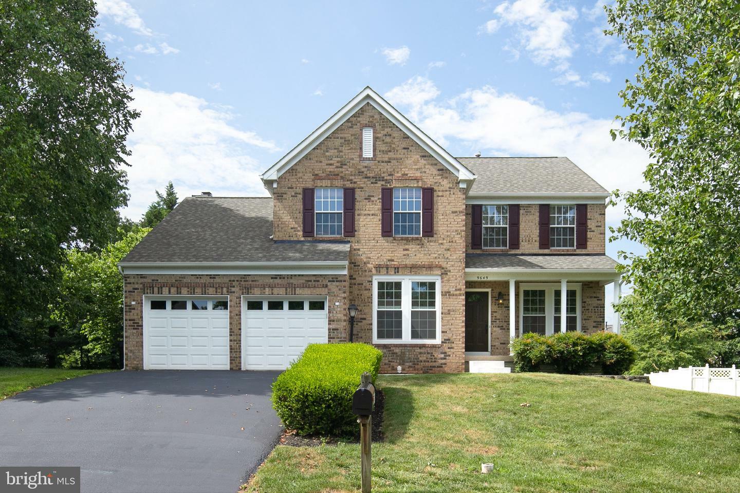 Property Photo:  9649 Allegro Drive  VA 20112 