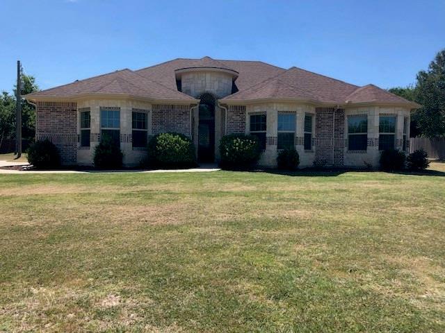 Property Photo:  571 Daisy Road  TX 76065 