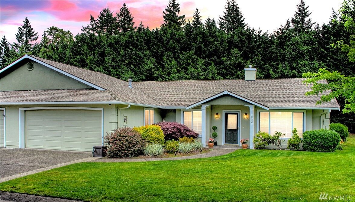 Property Photo: 12321 38th Av Ct NW WA 98332
