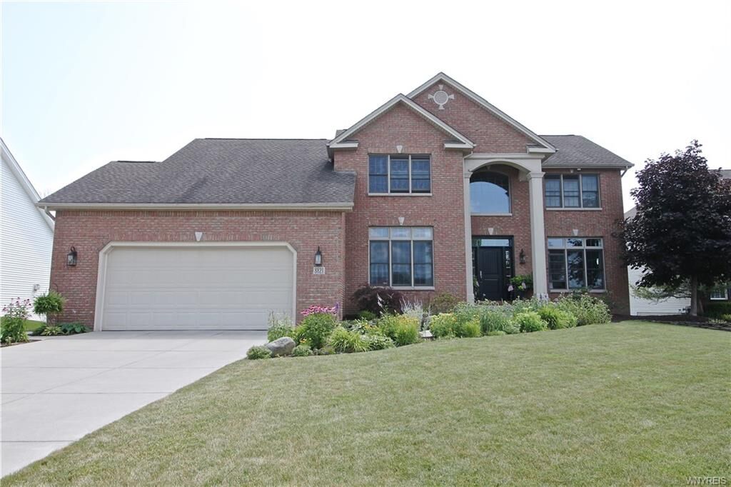 Property Photo:  8821 Millcreek Drive  NY 14051 