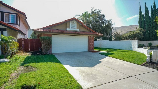 Property Photo:  14256 Walmac Place  CA 92337 