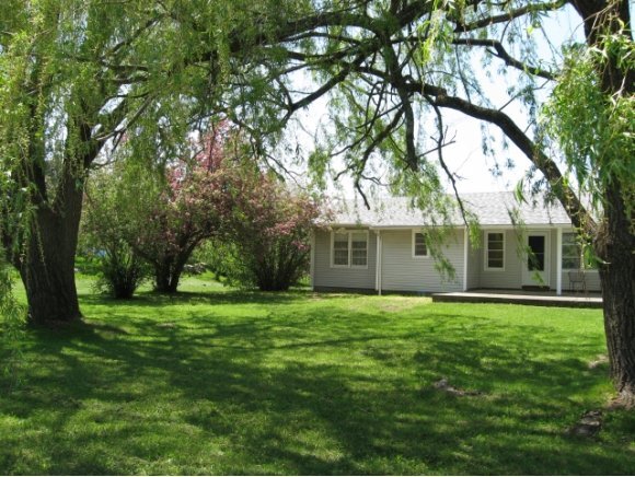 Property Photo: 5234 Spear St VT 05482