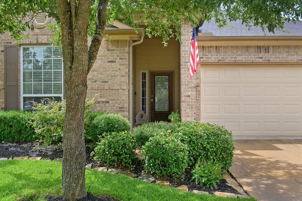 Property Photo: 7326 Love Crk TX 77459