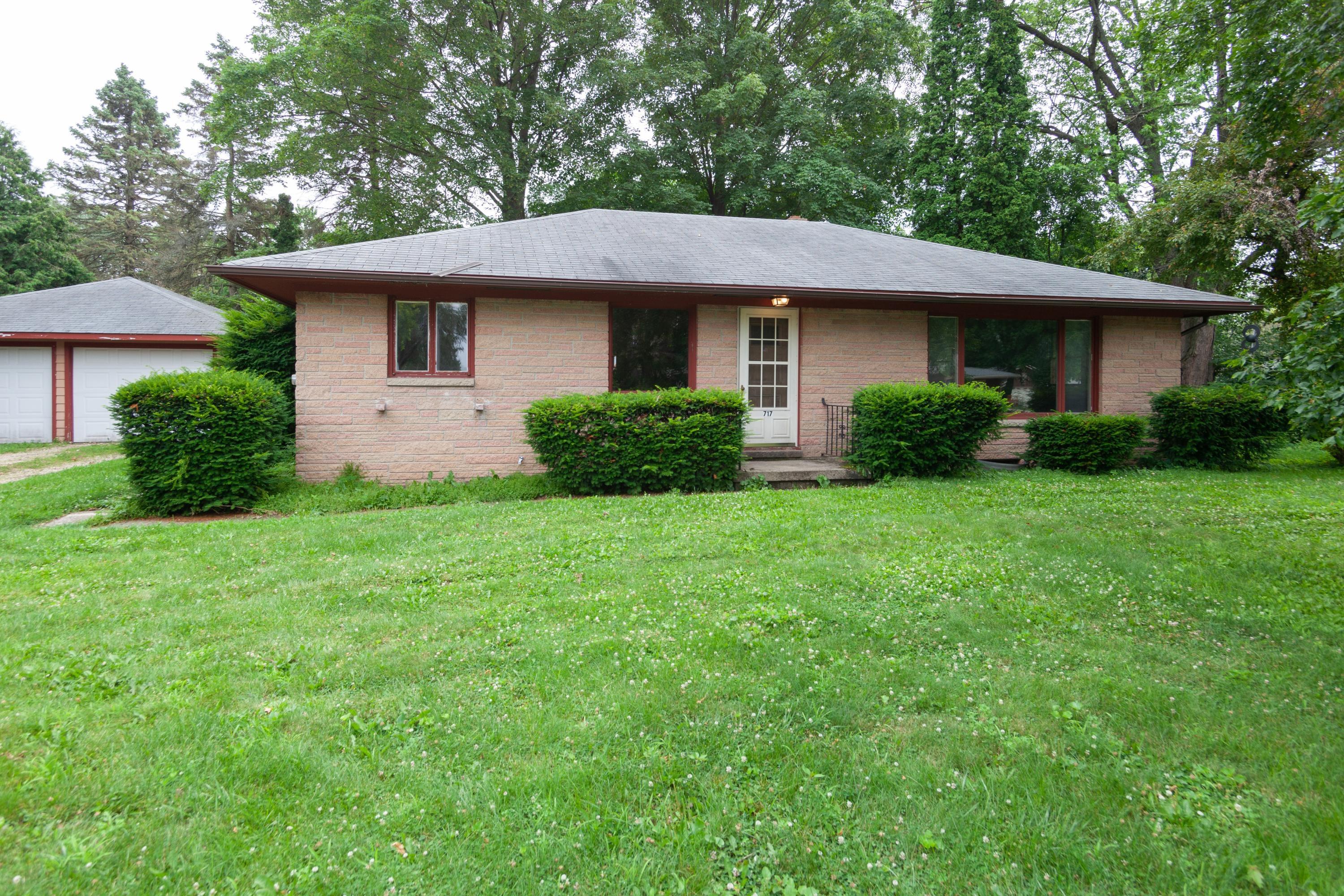 Property Photo: 717 Lisbon Rd WI 53066