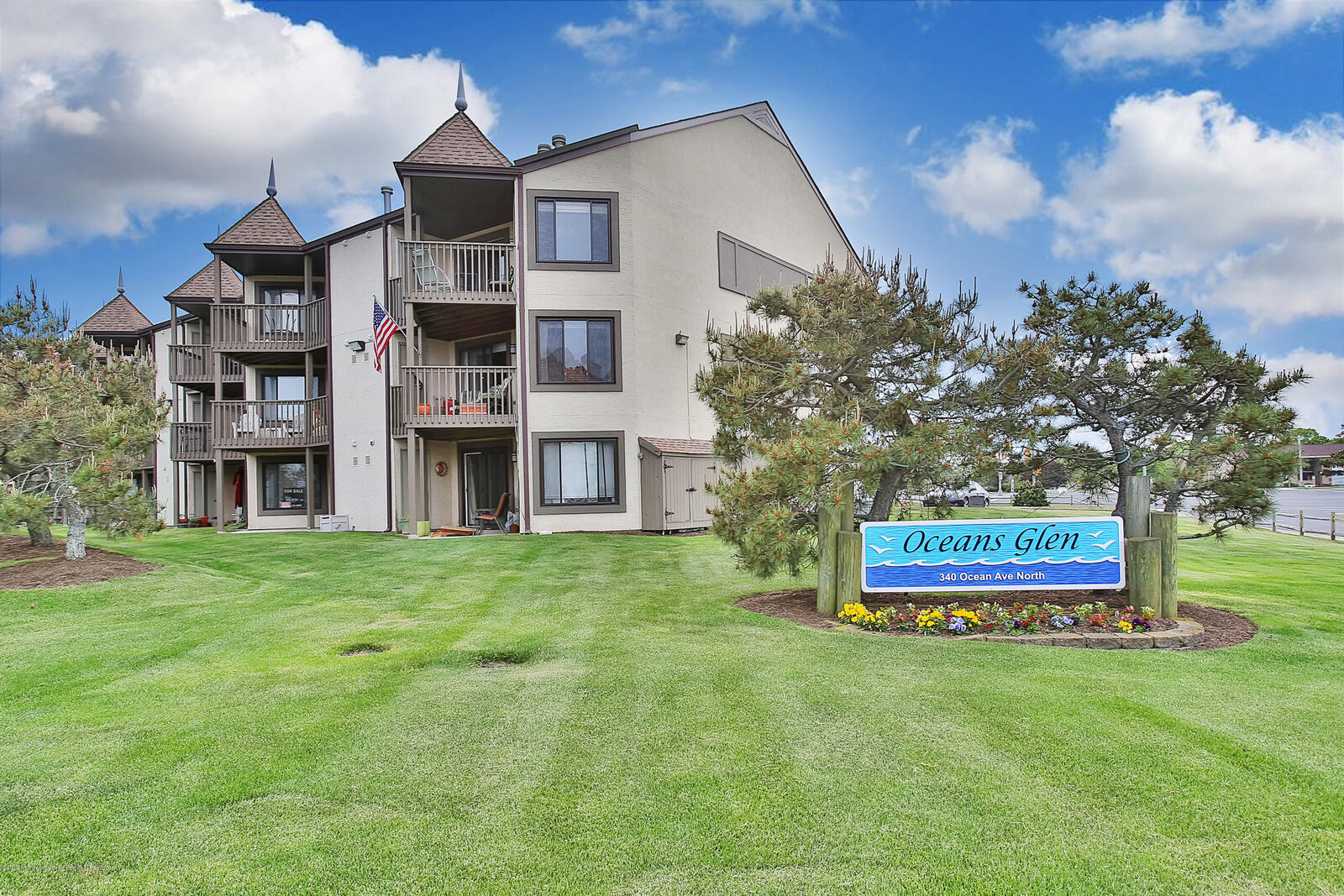 Property Photo:  340 Ocean Avenue N  NJ 07740 