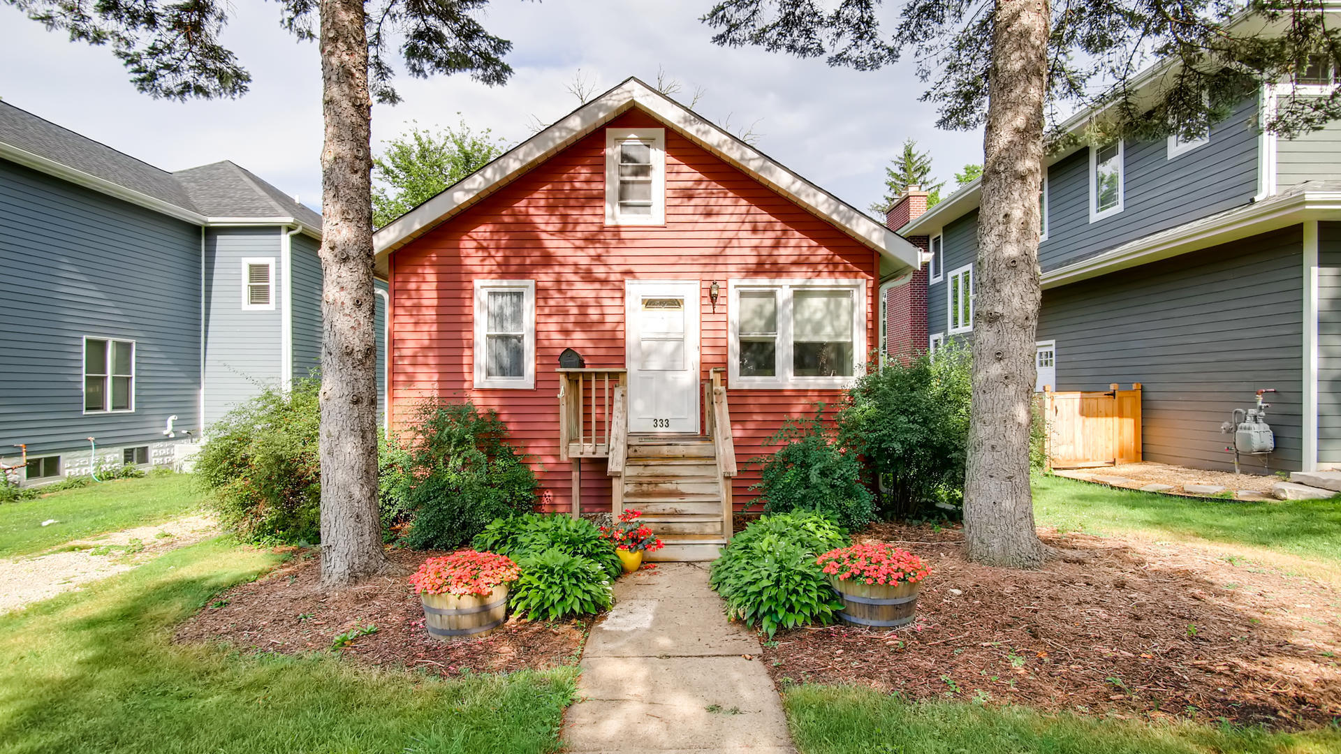 Property Photo: 333 South Lombard Avenue IL 60148