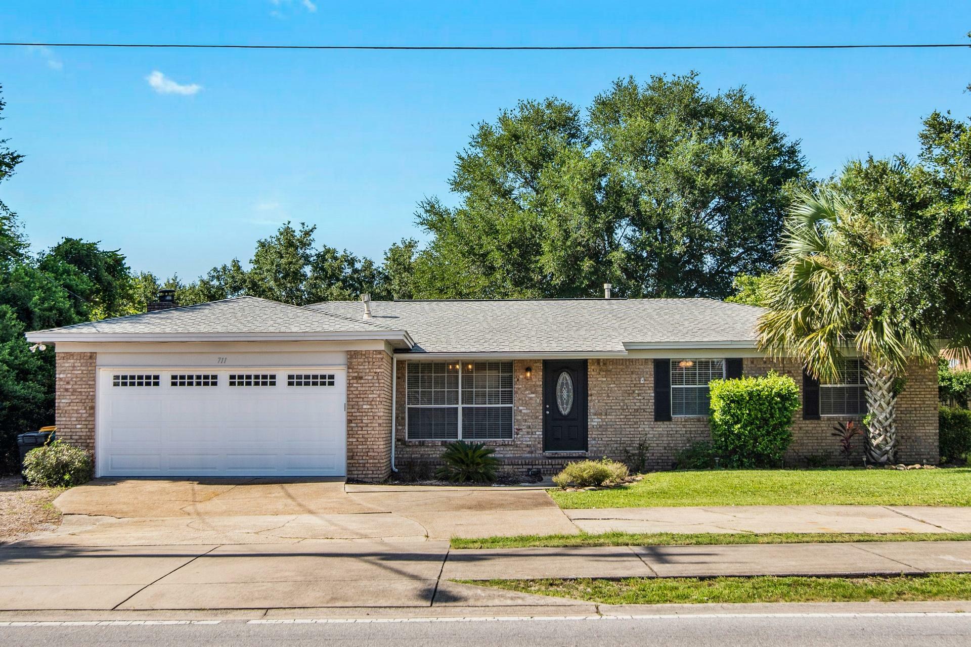 Property Photo:  711 Legion Drive  FL 32541 