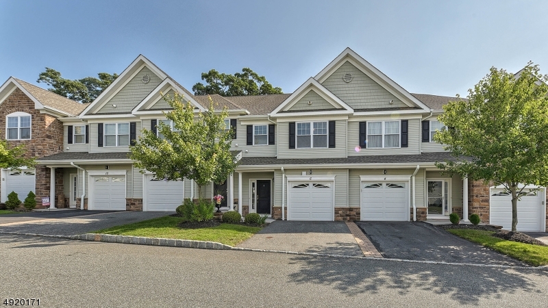 Property Photo:  6 Parkside Dr  NJ 07420 