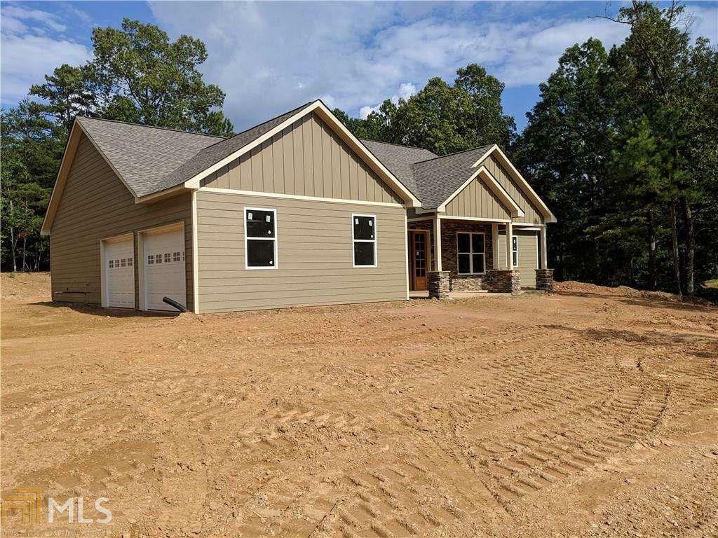 Property Photo: 88 Black Hawk Ct GA 30143