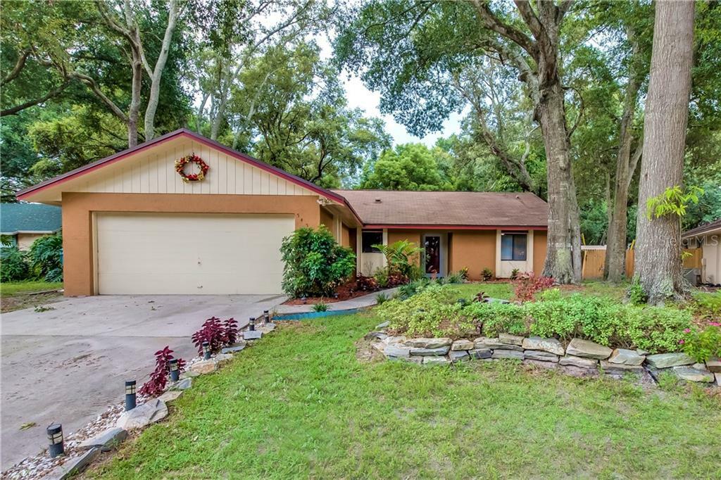 Property Photo:  5458 Caurus Court  FL 32808 