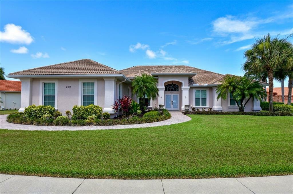 Property Photo:  409 Otter Creek Drive  FL 34292 