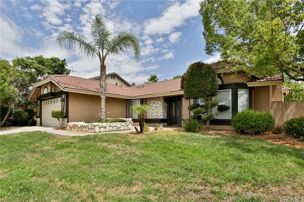 Property Photo:  24104 Old Country Road  CA 92557 