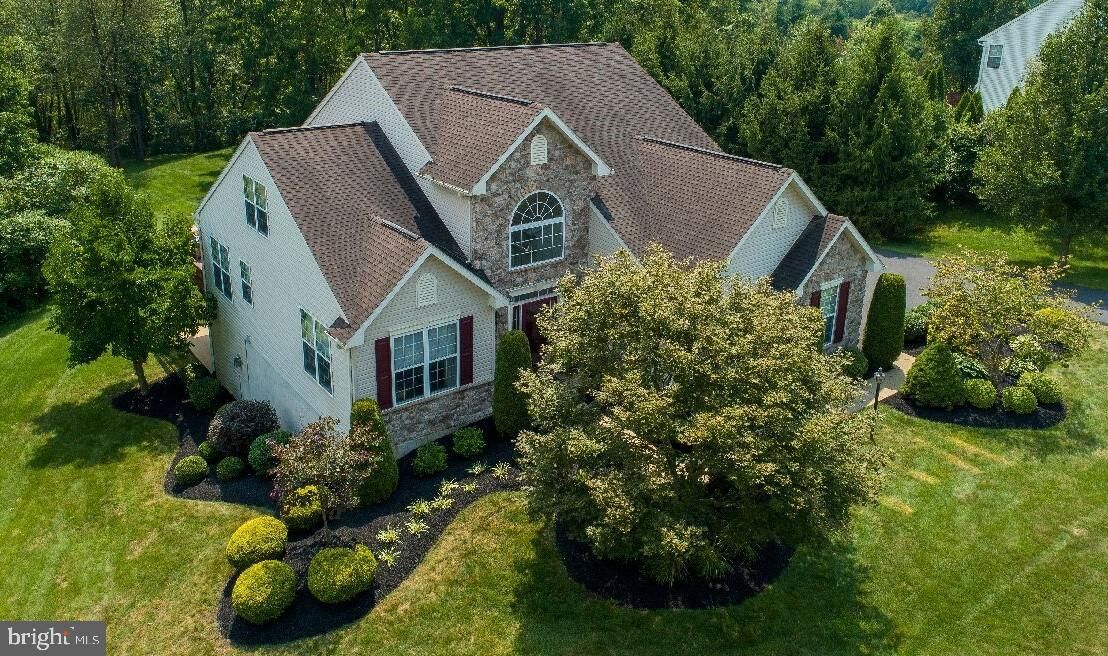 Property Photo:  26 Lindsay Court  PA 19540 