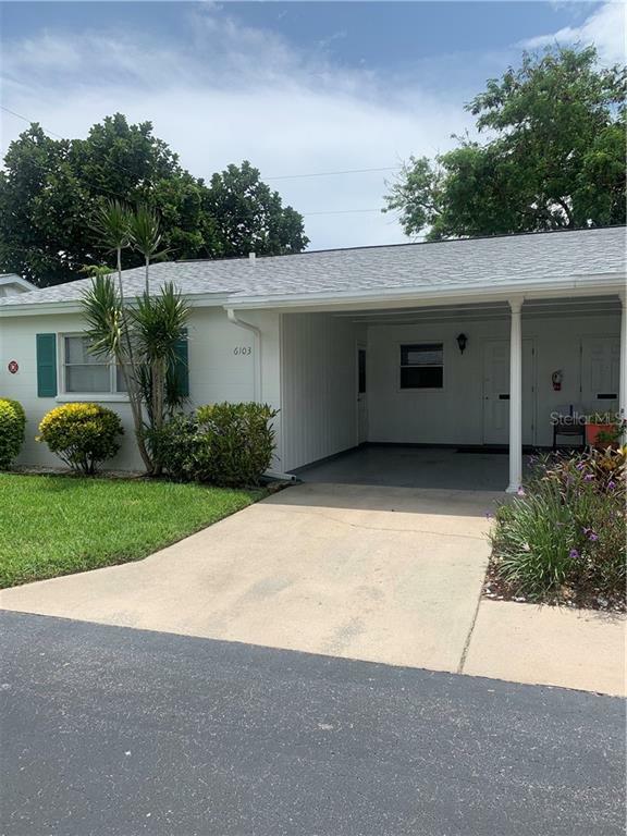 Property Photo:  6103 Coral Way  FL 34207 