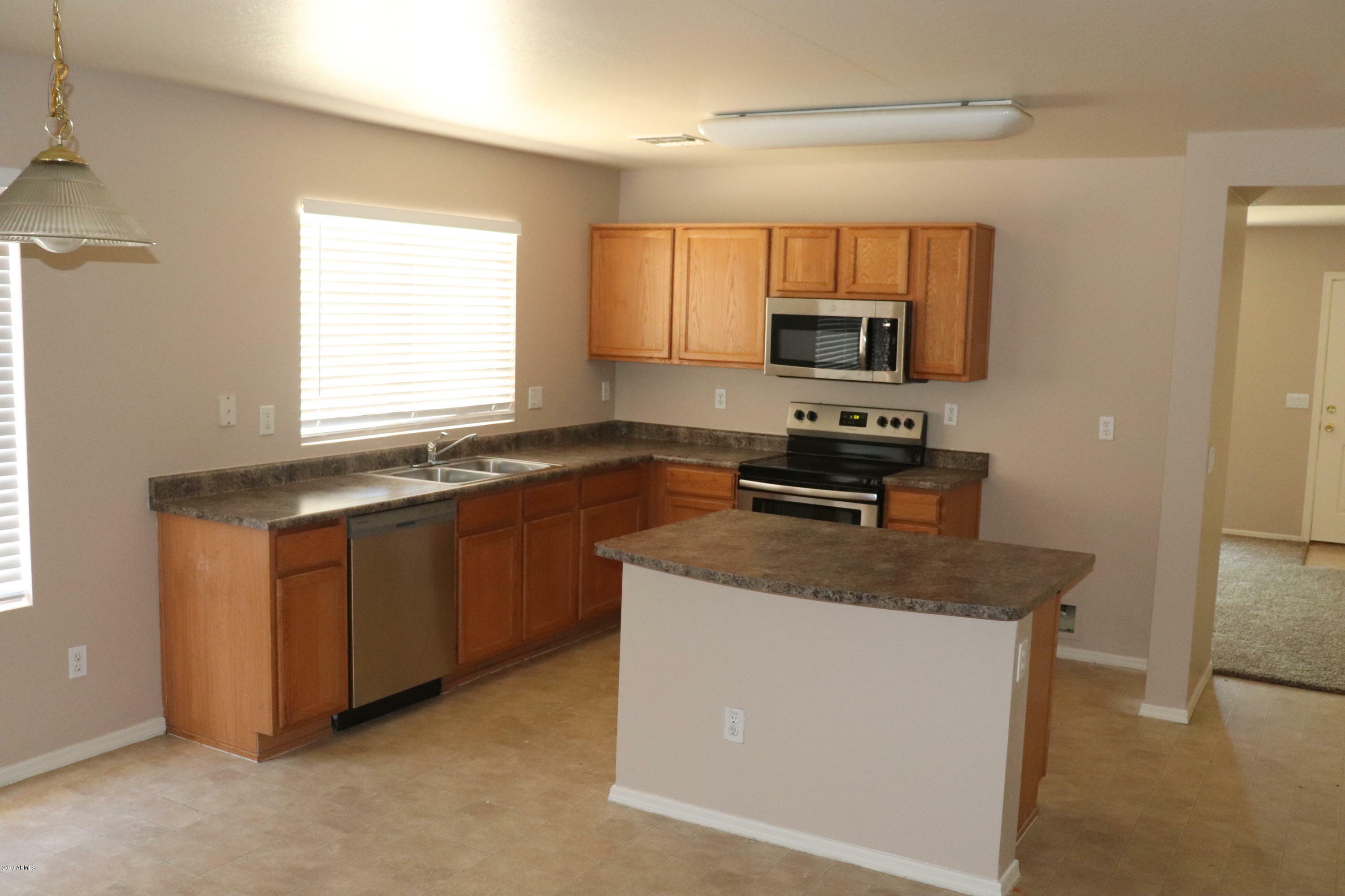 Property Photo:  3335 W Saint Anne Avenue  AZ 85041 