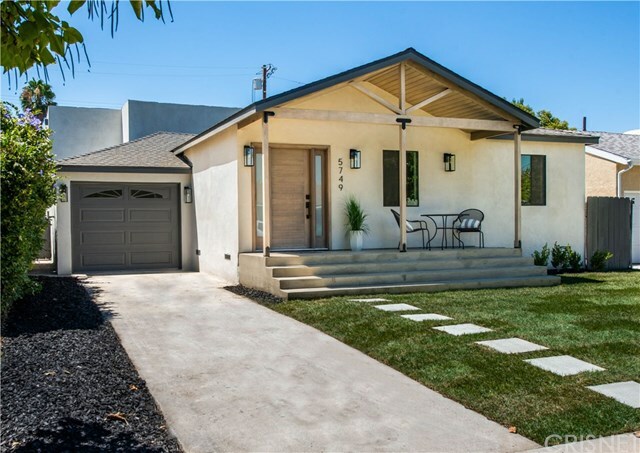 Property Photo:  5749 Chicopee Avenue  CA 91316 