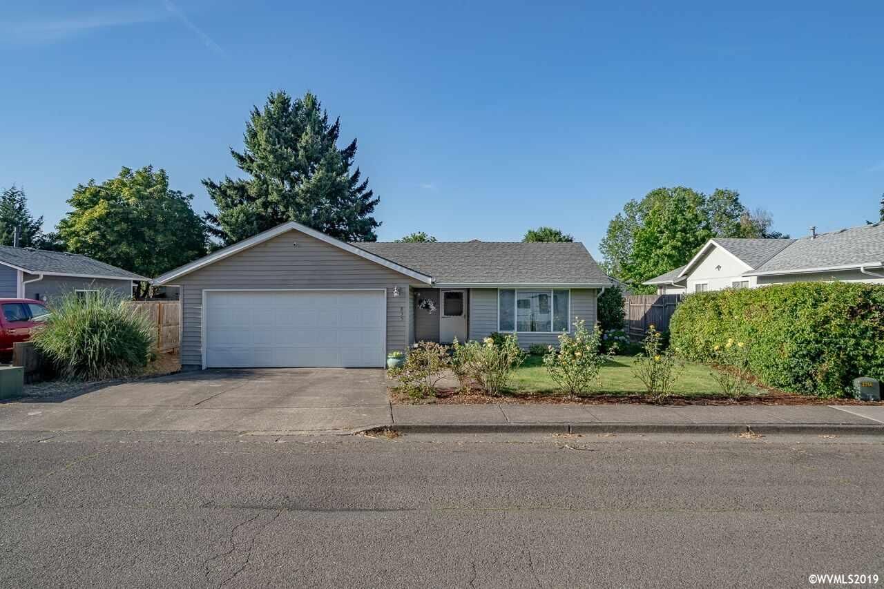 Property Photo:  835  Sunflower Ln  OR 97355-1634 