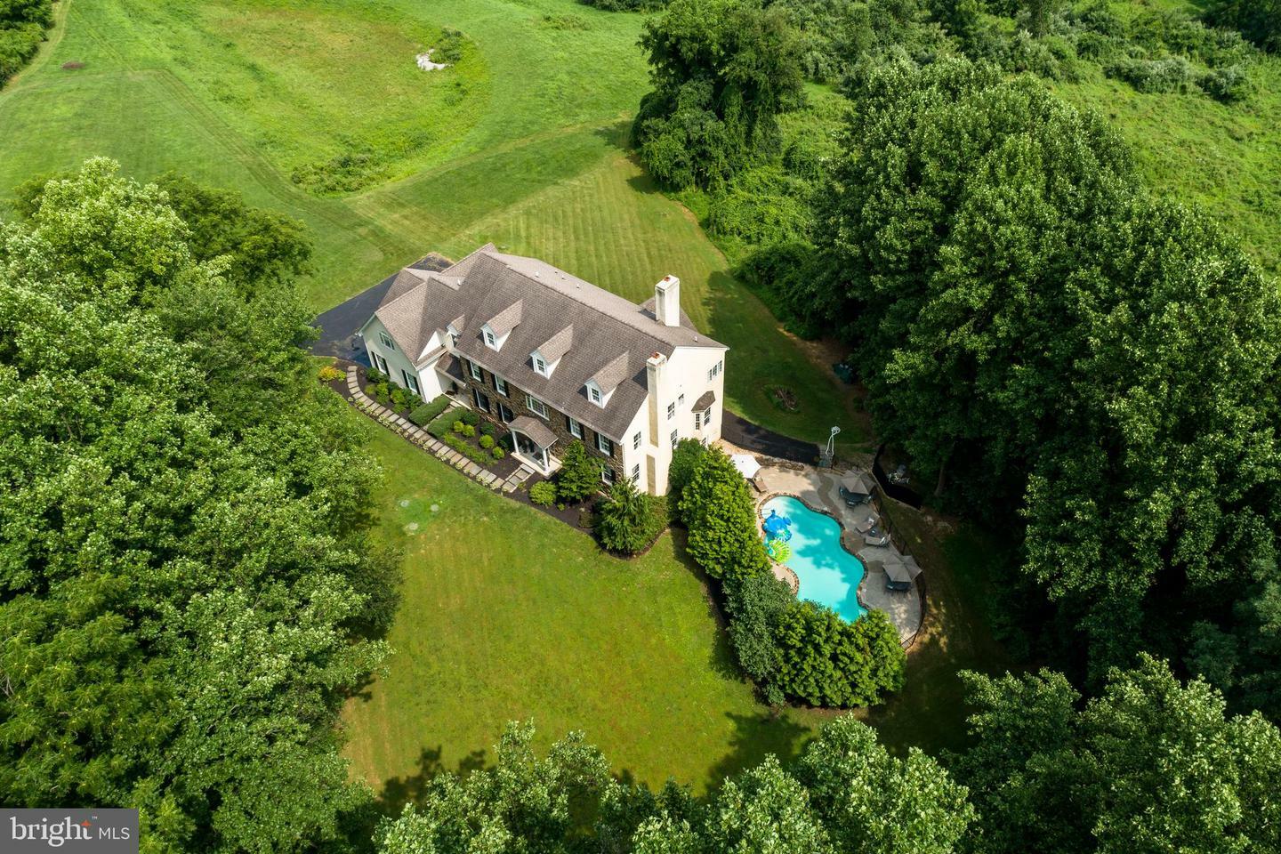 Property Photo:  2066 Bally Moor Drive  PA 19335 