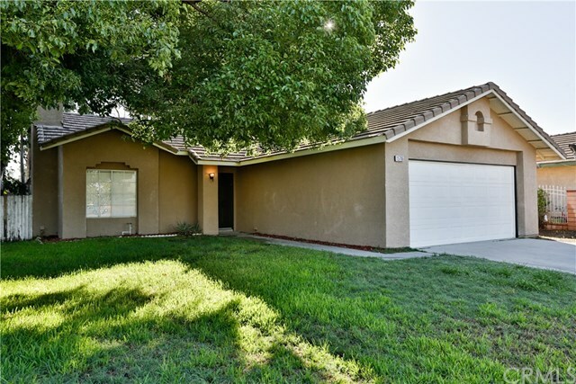 Property Photo:  15786 Orchid Avenue  CA 92335 