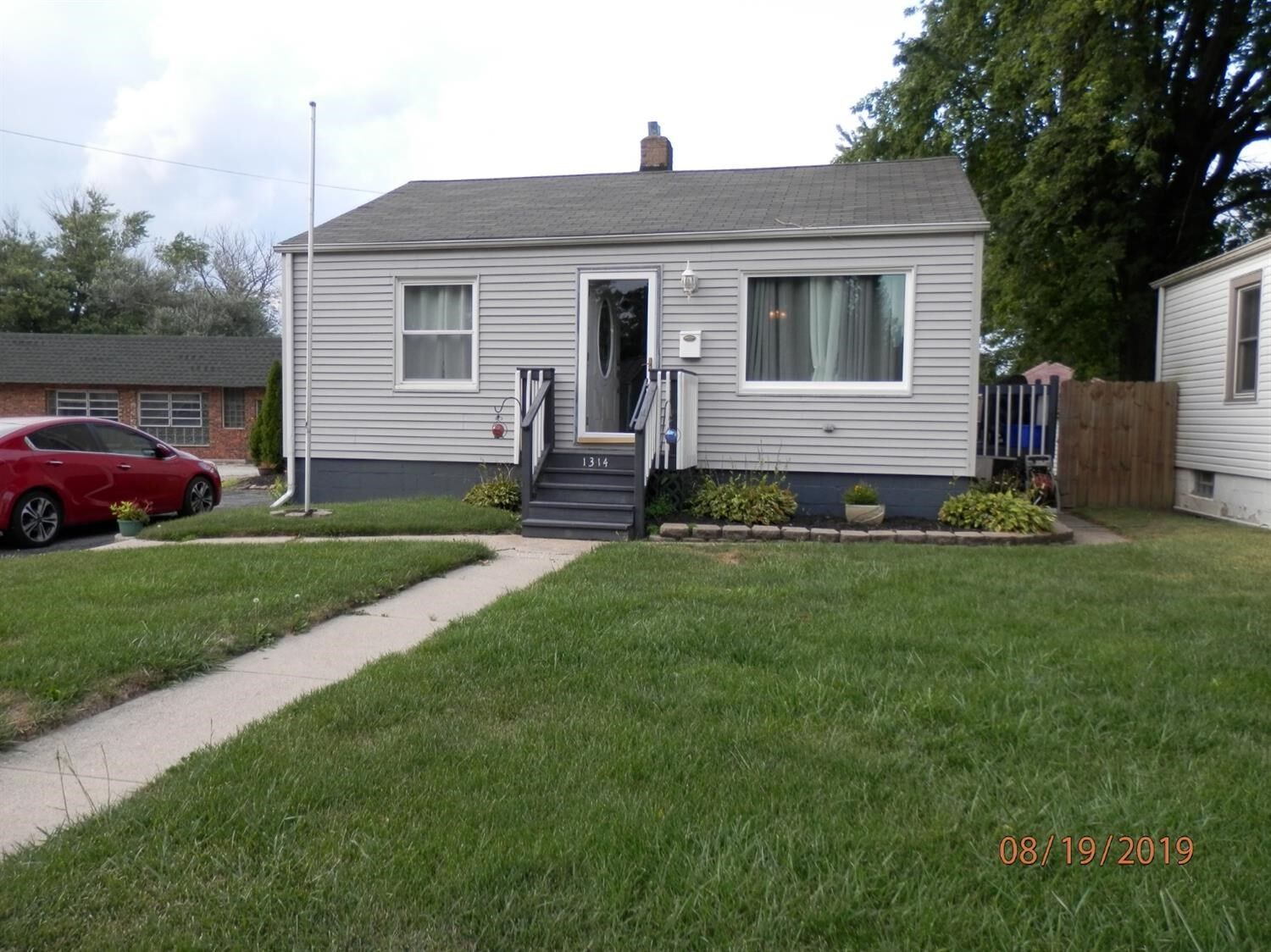 Property Photo:  1314 W Old Ridge Road  IN 46342 