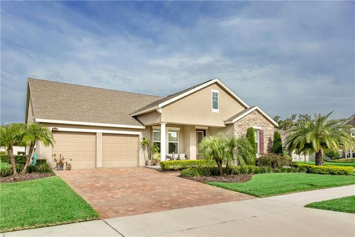 Property Photo:  16048 Citrus Knoll Drive  FL 34787 