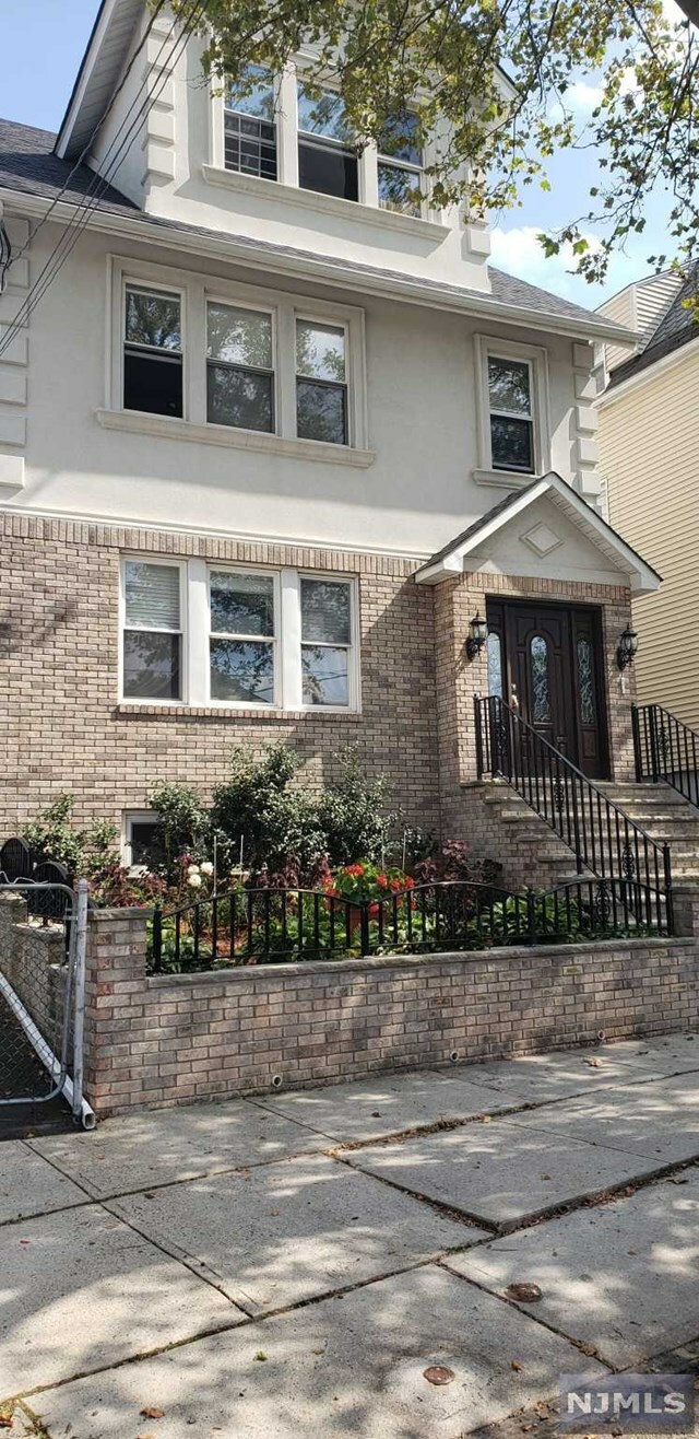 Property Photo:  190 Maple Street  NJ 07032 