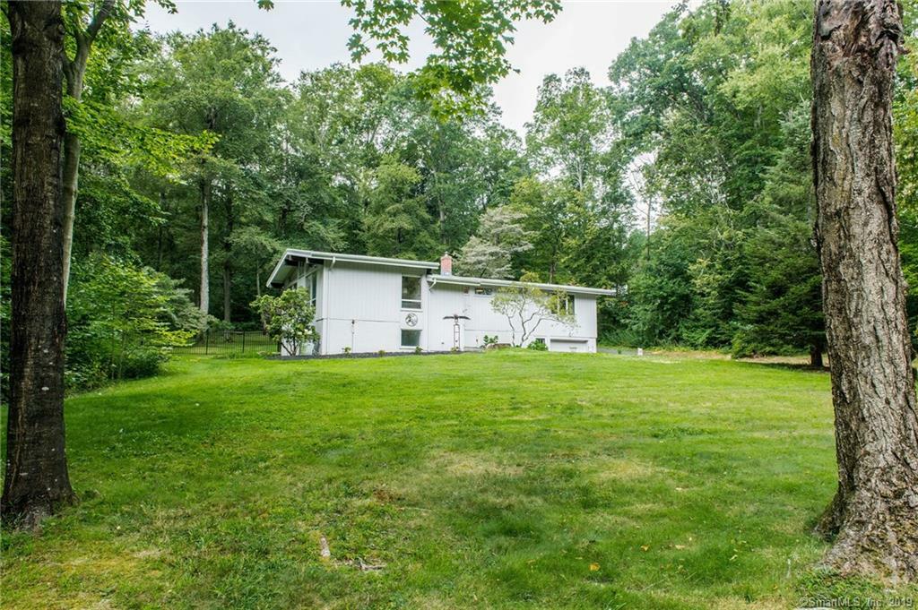 Property Photo:  31 Paterson Drive  CT 06457 