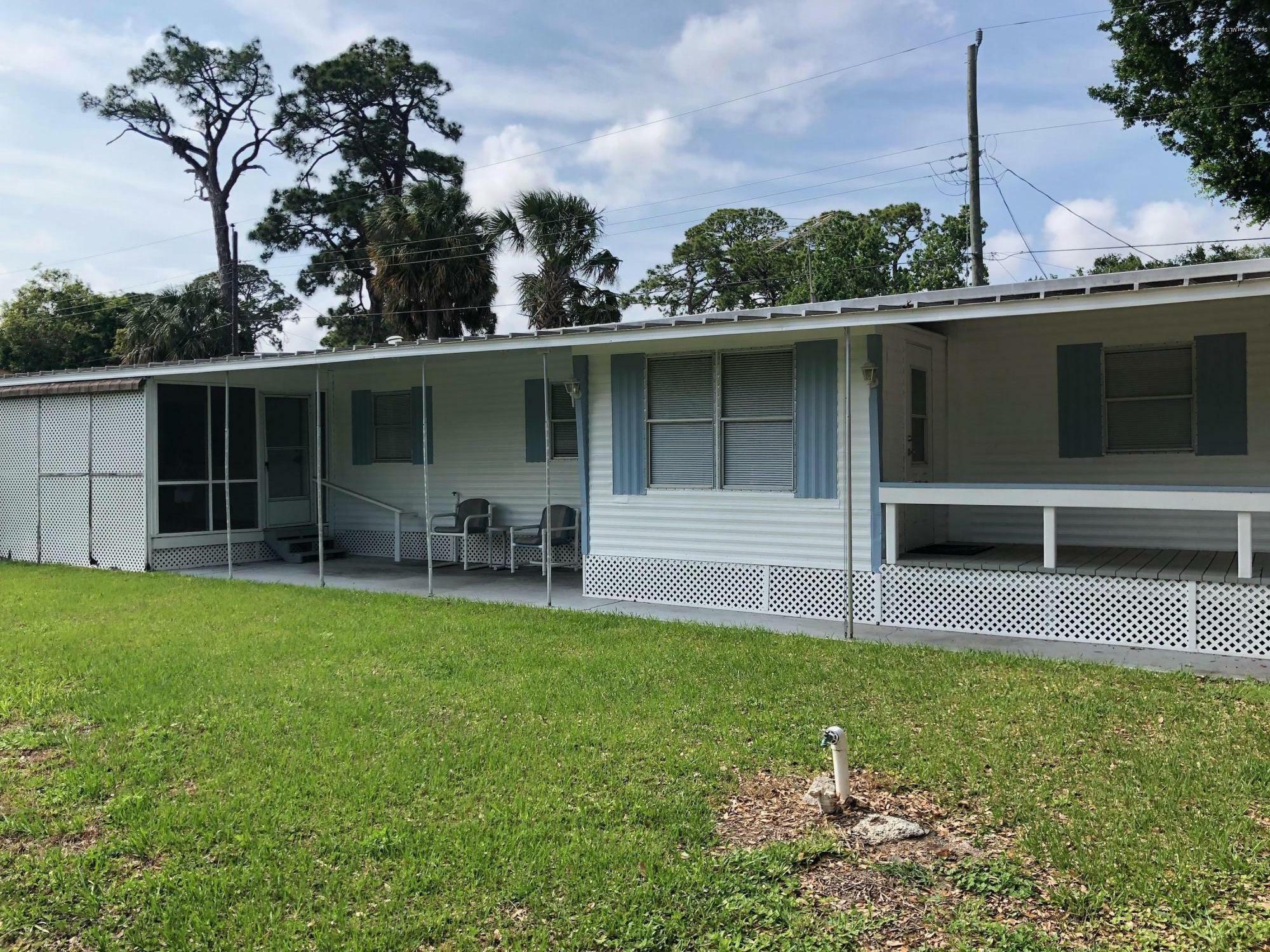 Property Photo:  1920 Missle View Avenue  FL 32952 